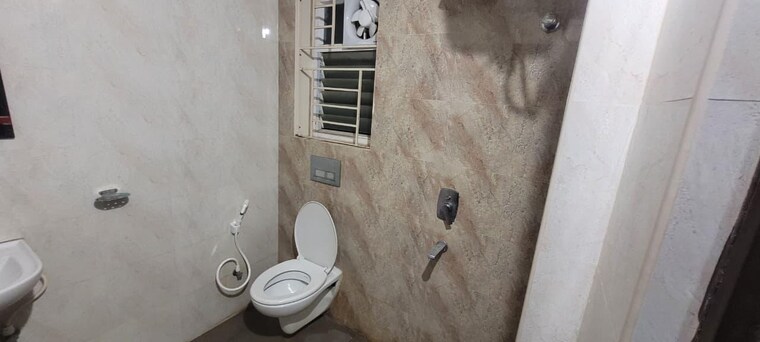 Bathroom, raghuram-a2a-life-spaces 3 Bedroom 1750 Sq.Ft. Apartment In Bala Nagar Hyderabad 9647815