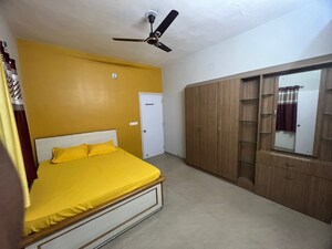 Bedroom in  Pg at Subhanpura – for Rent