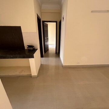 Room in 2 BHK Apartment at Paramount Floraville, Sector 137 – for Rent