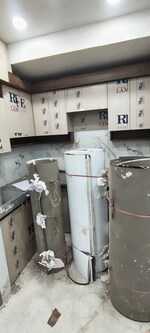 1 BHK 40 Sq.Yd. Builder Floor in Dwarka Mor