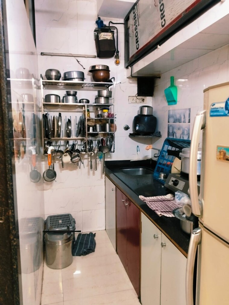 Gym, krishna-regency-satacruz 1 Bedroom 450 Sq.Ft. Apartment In Santacruz East Mumbai 9647997