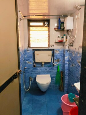 Bathroom in 1 BHK Apartment at Krishna Regency Satacruz, Santacruz East – for Rent