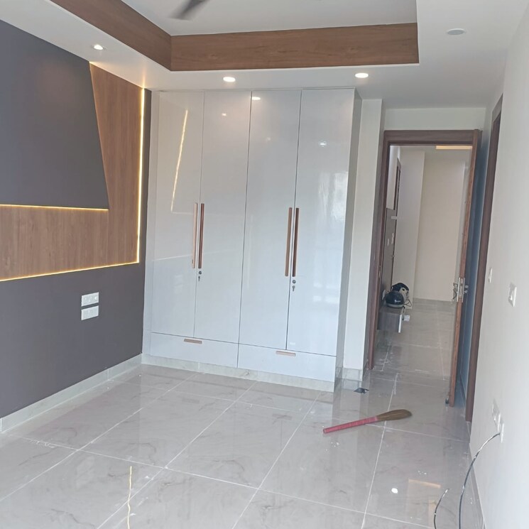 undefined, vipul-world-floors 3 Bedroom 200 Sq.Ft. Builder Floor In Sector 48 Gurgaon 9648007