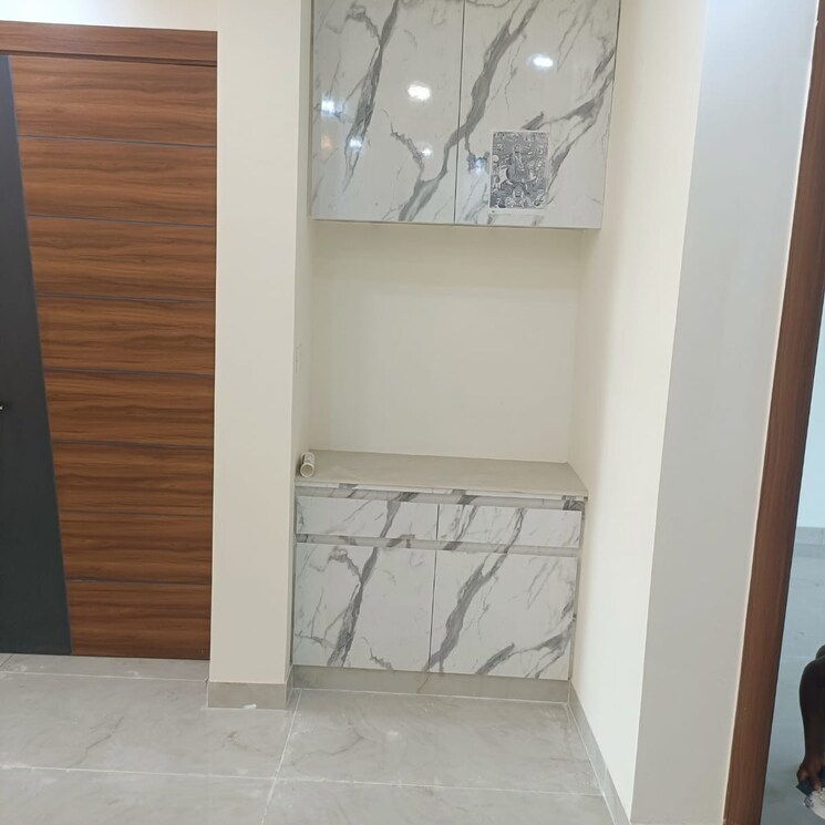 Room, vipul-world-floors 3 Bedroom 200 Sq.Ft. Builder Floor In Sector 48 Gurgaon 9648007