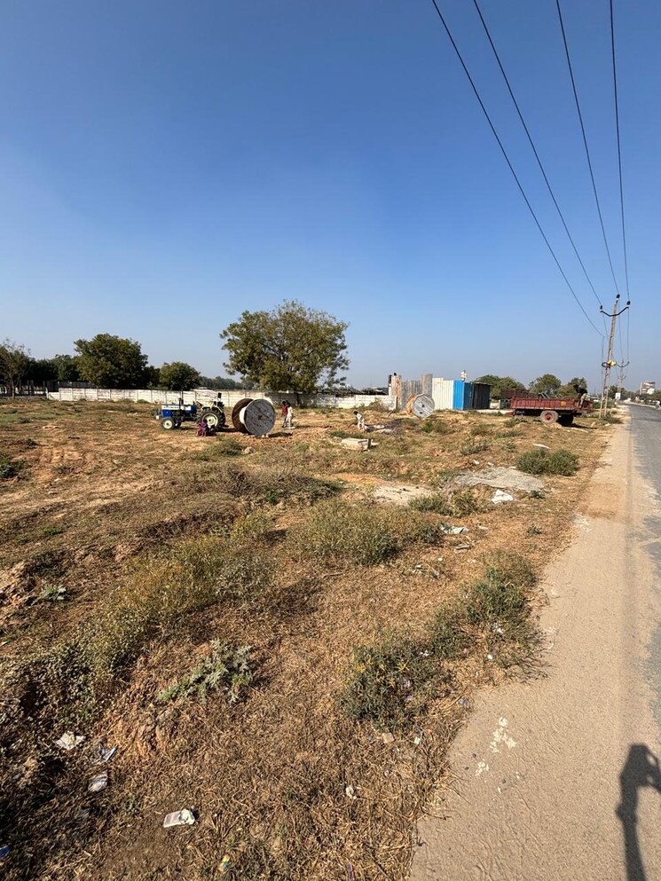 undefined, shilaj Commercial Land 5000 Sq.Yd. In Shilaj Ahmedabad 9648004