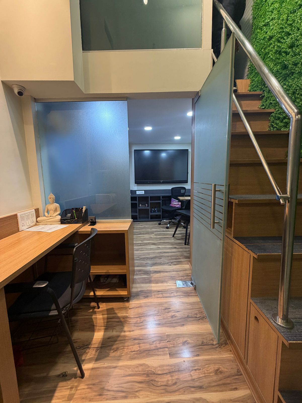 Office Space For Rent in Rustomjee Eaze Zone Mall