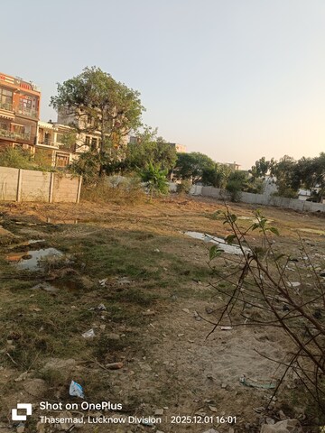  Plot For Sale in Gomti Nagar