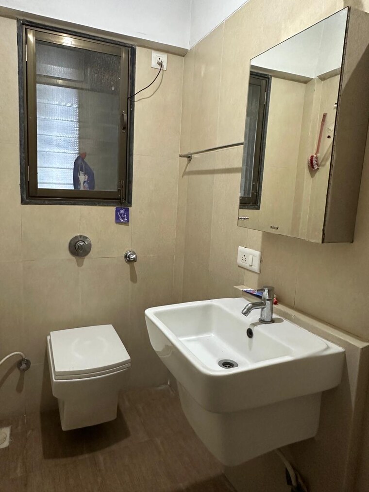 Bathroom, acme-ozone 2 Bedroom 725 Sq.Ft. Apartment In Manpada Thane 9648020