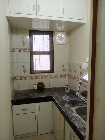 Kitchen in 1 BHK Builder Floor at Bhogal – for Rent