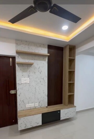 Room in 2 BHK Apartment at Praneeth Pranav Solitaire, Bachupally – for Rent