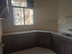 Kitchen in 2.5 BHK Apartment at DLF The Princeton Estate, Dlf Phase V – for Rent