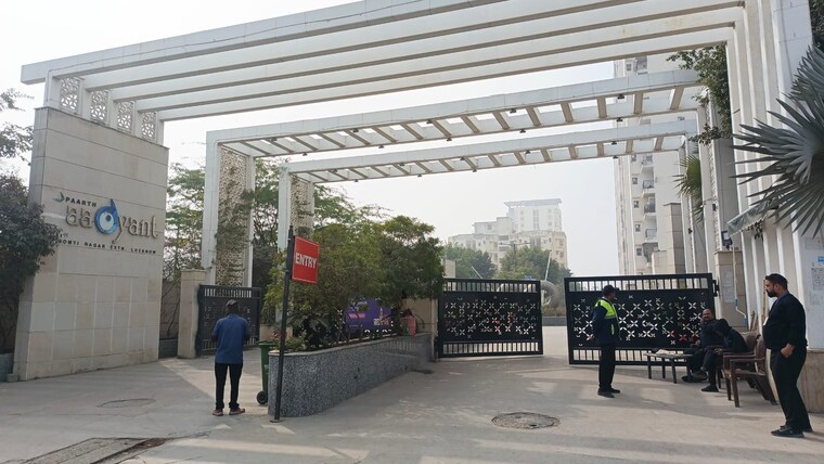  Parking, navyug-smart-mini-city 1 RK 500 Sq.Ft. Apartment In Ahmadpur Asrouli Uparhar Allahabad 9558526