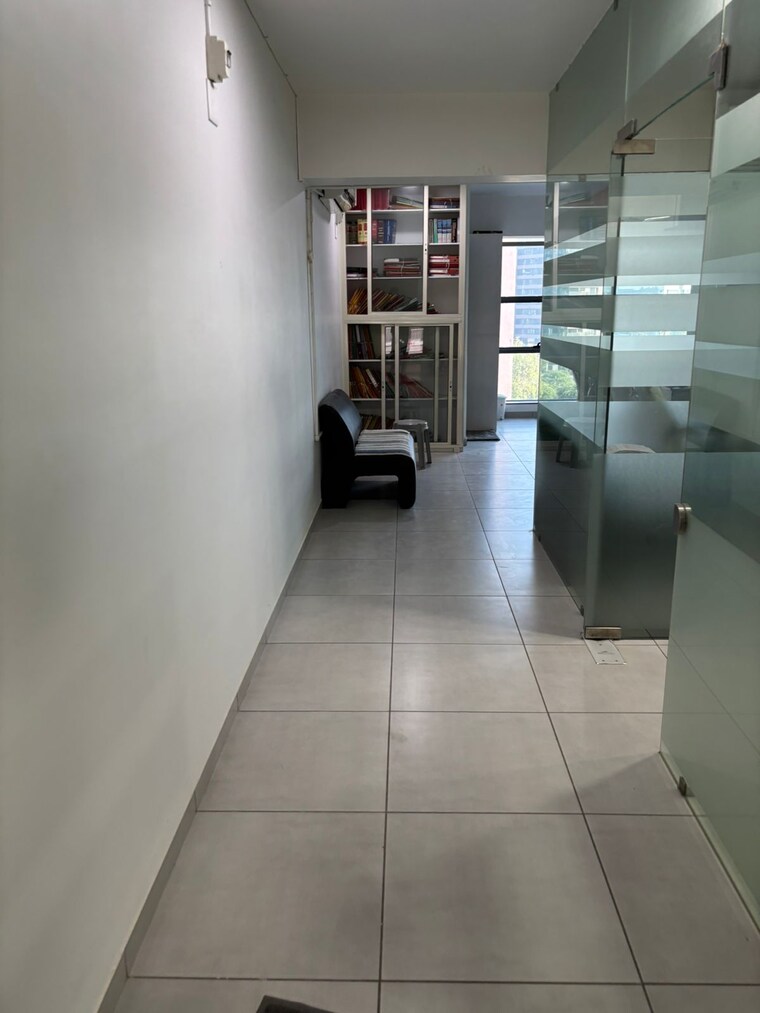 undefined, science city Commercial Office Space in IT/SEZ 1063 Sq.Ft. In Science City Ahmedabad 9648071