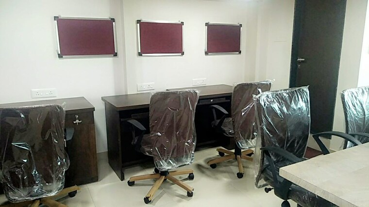 Team Area, vashi sector 17 Commercial Office Space 1350 Sq.Ft. In Vashi Sector 17 Navi Mumbai 9648072