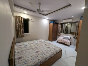 Bedroom in 2 BHK Apartment at Tolaram Building, Chembur – for Rent
