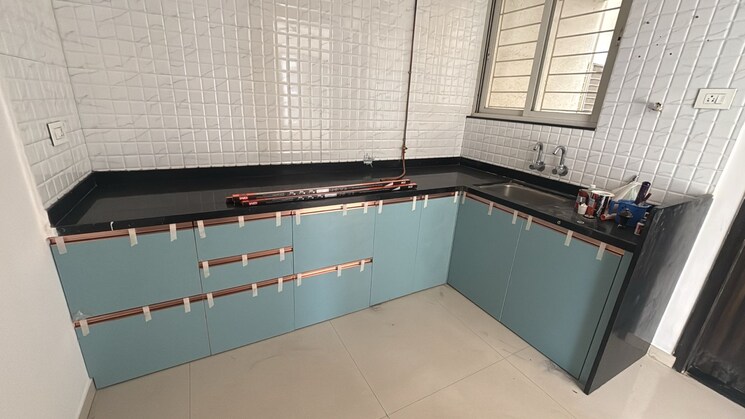 Kitchen, gayatree-landmark-phase-1 2 Bedroom 972 Sq.Ft. Apartment In Thergaon Pune 9648142