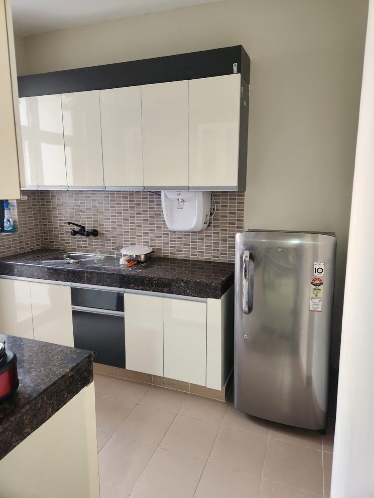 Kitchen, jaypee-greens-pavilion-court 2 Bedroom 1350 Sq.Ft. Apartment In Sector 128 Noida 9648150