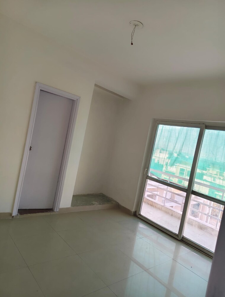 Room, adore-happy-homes-pride 3 Bedroom 646 Sq.Ft. Apartment In Sector 75 Faridabad 9648147