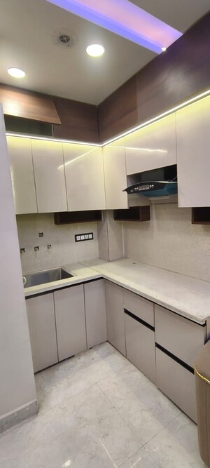 Kitchen in 1 BHK Builder Floor at Dwarka Mor – for Sale