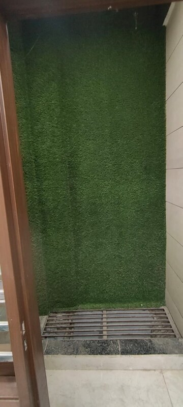  1 BHK Builder Floor at Dwarka Mor – for Sale