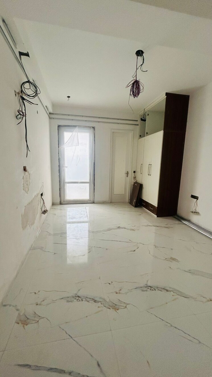 Bathroom, unitech-residency-greens 4 Bedroom 1850 Sq.Ft. Builder Floor In Sector 46 Gurgaon 9648171