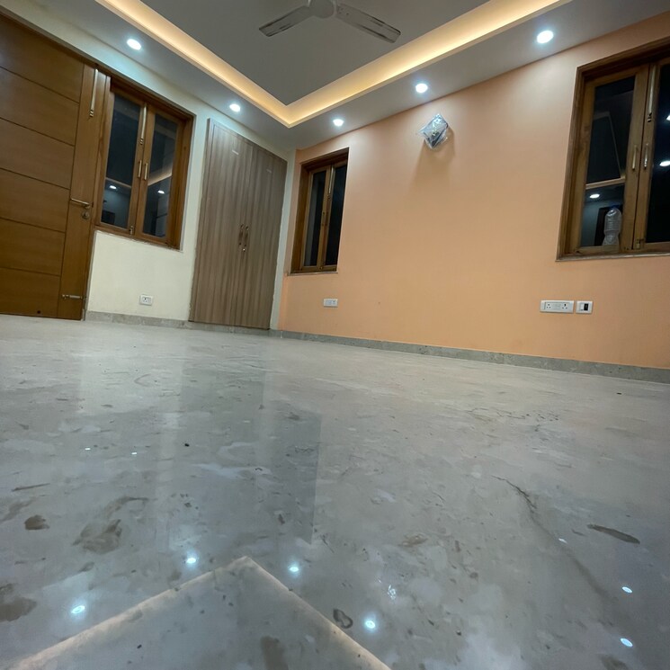 Room, auric-s3-sattva 3.5 Bedroom 2250 Sq.Ft. Builder Floor In Sector 85 Faridabad 9648164