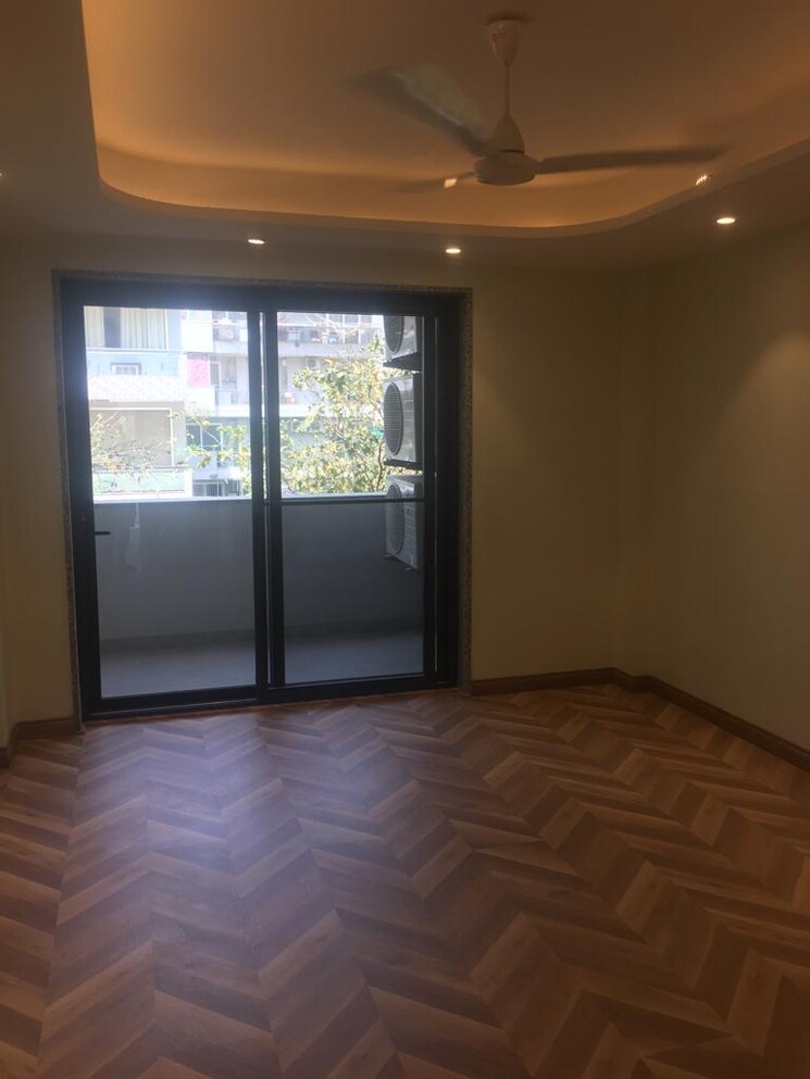 Room, sector 56 4 Bedroom 500 Sq.Yd. Builder Floor In Sector 56 Gurgaon 9648177