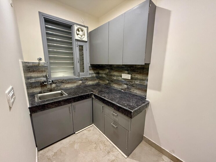 Kitchen, unitech-south-city-1 4 Bedroom 2850 Sq.Ft. Builder Floor In South City 1 Gurgaon 9648191