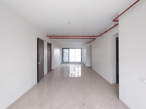 Room in 3 BHK Apartment at Lodha Divino, Matunga East – for Sale