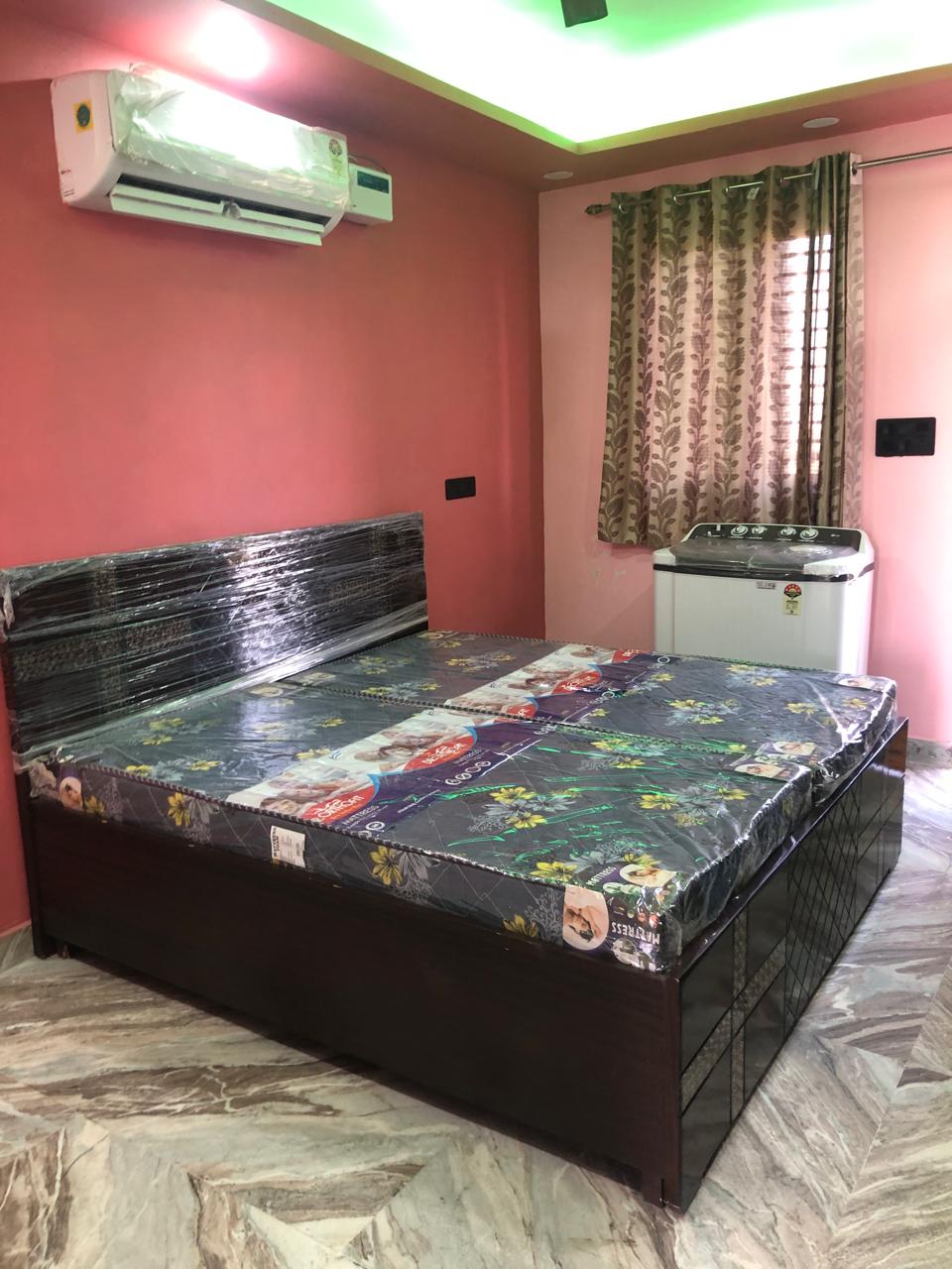 1 BHK 120 Sq.Yd. Builder Floor in Ansal Sushant Lok I