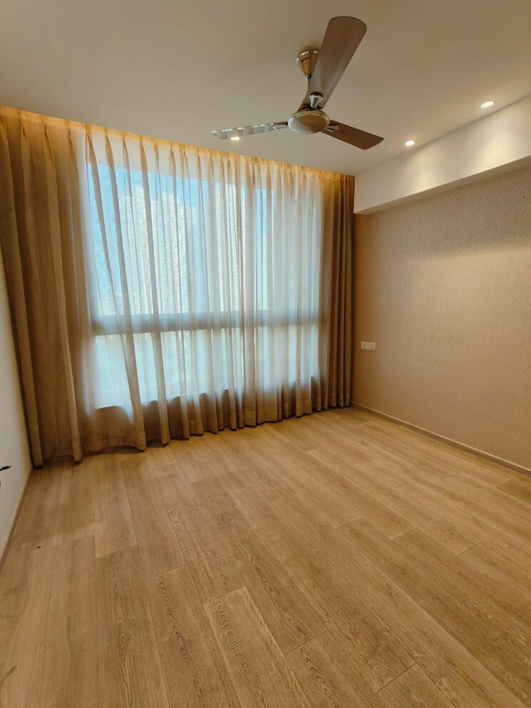 Room, hiranandani-lake-enclave-glendale 3 Bedroom 1200 Sq.Ft. Apartment In Thane West Thane 9648252