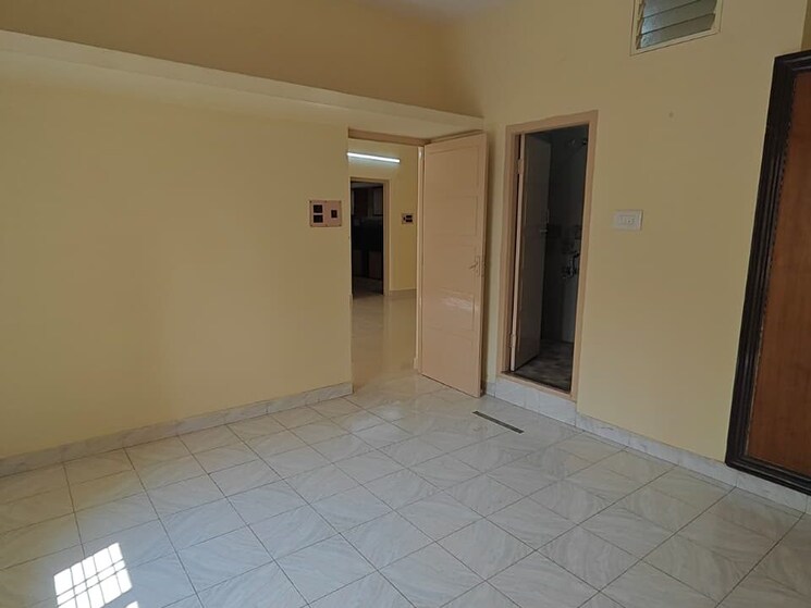 Room, hbr layout 3 Bedroom 1500 Sq.Ft. Builder Floor In Hbr Layout Bangalore 9648214