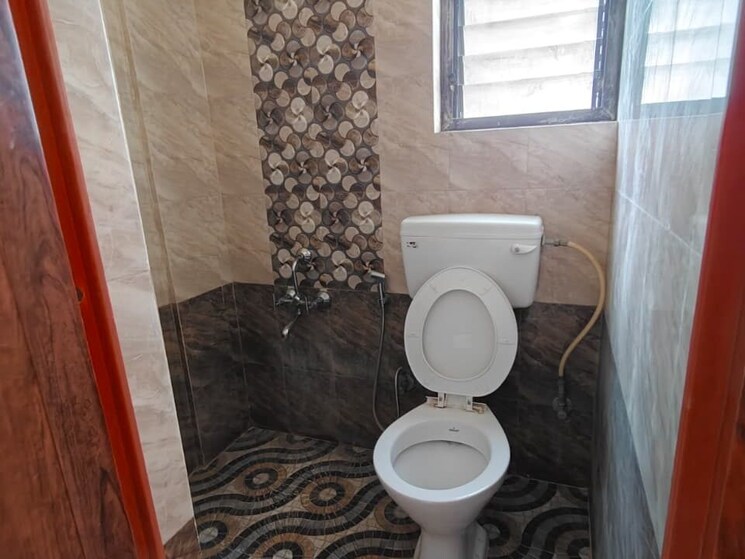 Bathroom, hbr layout 3 Bedroom 1500 Sq.Ft. Builder Floor In Hbr Layout Bangalore 9648214