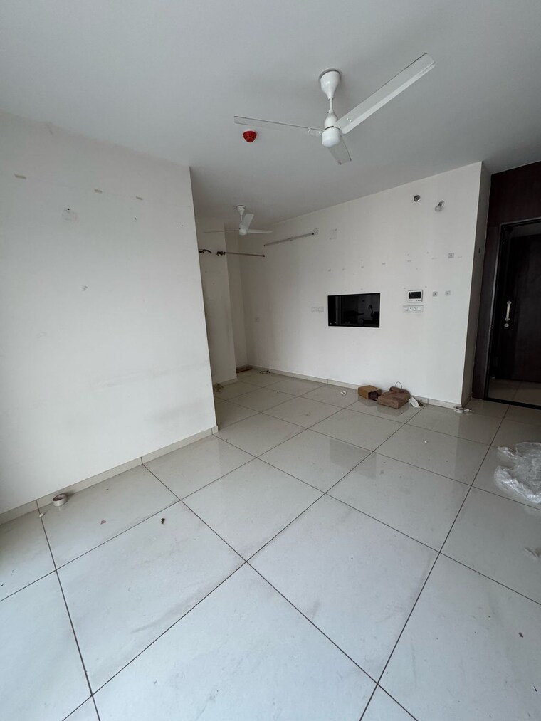 Bathroom, yashwin-orizzonte 2 Bedroom 700 Sq.Ft. Apartment In Kharadi Pune 9648259