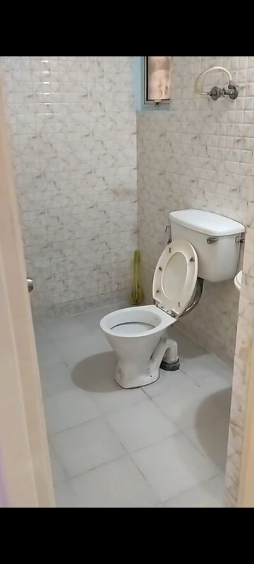 Bathroom in 2.5 BHK Apartment at Gaur City 2 - 10th Avenue, Sector 16c Greater Noida – for Rent