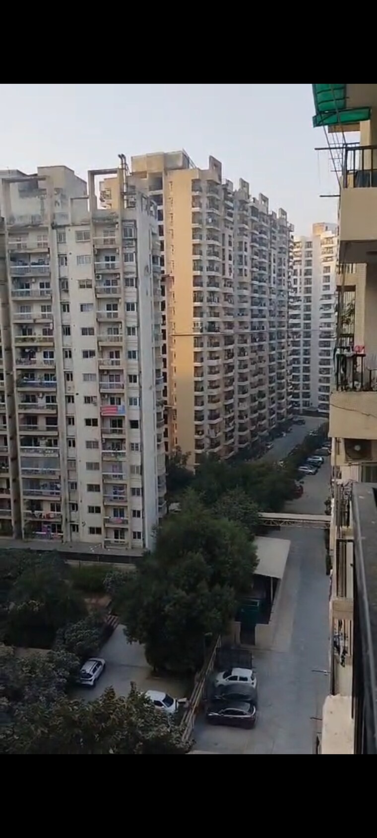 Exterior View, gaur-city-2-10th-avenue 2.5 Bedroom 1100 Sq.Ft. Apartment In Sector 16c Greater Noida Greater Noida 9648295