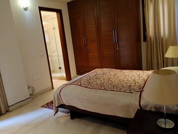 Bedroom in 3 BHK Builder Floor at Safdarjung Enclave – for Rent