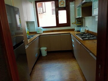 Kitchen in 3 BHK Builder Floor at Safdarjung Enclave – for Rent