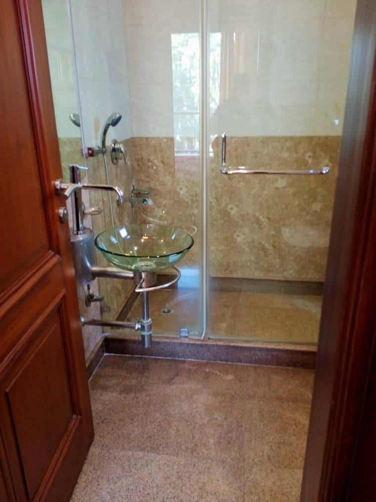 undefined, safdarjung enclave 3 Bedroom 1800 Sq.Ft. Builder Floor In Safdarjung Enclave Delhi 9648377