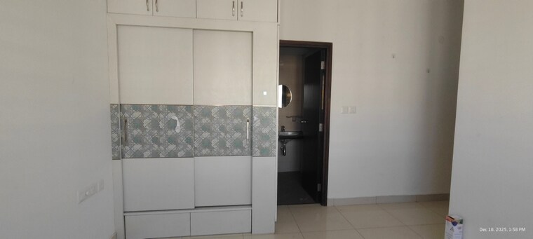 Room, provident-park-square 2 Bedroom 900 Sq.Ft. Apartment In Kanakapura Road Bangalore 9648380