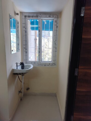 Bathroom in 1 BHK Apartment at Sector 14 Dwarka – for Rent