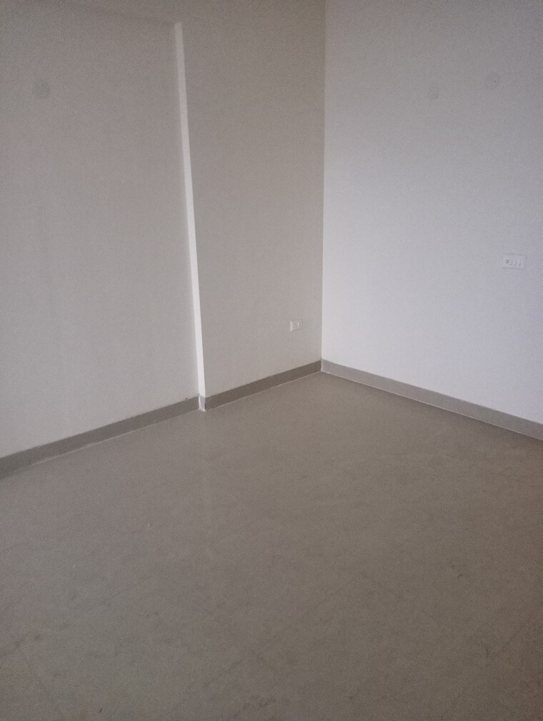 Room, terra-lavinium 3 Bedroom 740 Sq.Ft. Apartment In Sector 75 Faridabad 9648397