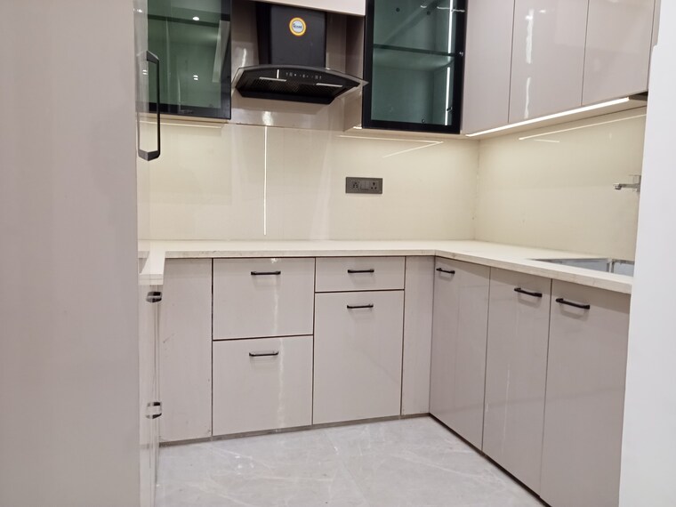 Kitchen, mahavir enclave 1 3 Bedroom 900 Sq.Ft. Builder Floor In Mahavir Enclave 1 Delhi 9648401