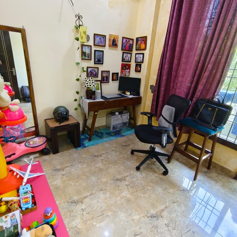 Living Room, palam-vihar-residents-association 6+ Bedroom 173 Sq.Yd. Independent House In Palam Vihar Gurgaon 9648466