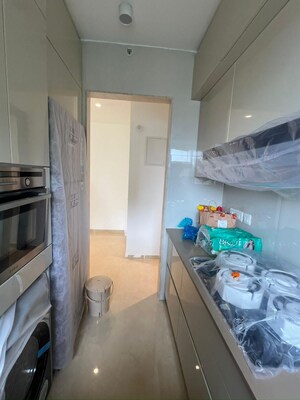 Master Bedroom in 2 BHK Apartment at Hiranandani Castle Rock, Powai – for Rent