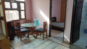 Living Room in 1 BHK Builder Floor at Vaishali Sector 6 – for Rent
