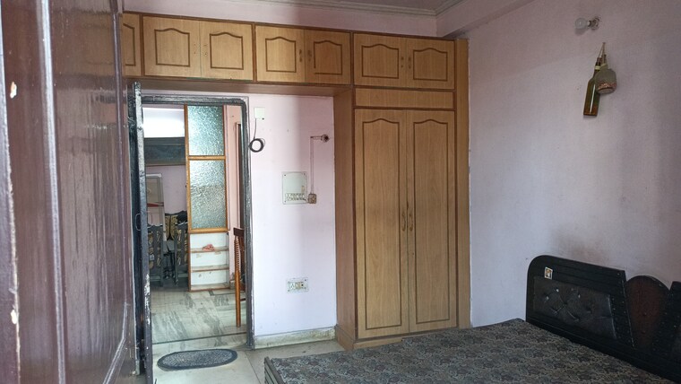 Room, vaishali sector 6 1 Bedroom 570 Sq.Ft. Builder Floor In Vaishali Sector 6 Ghaziabad 9648460