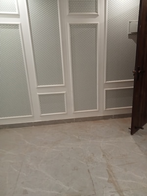 Bathroom in 2 BHK Builder Floor at Mahavir Enclave 1 – for Sale