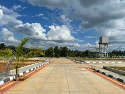 Plot For Sale in Sp Golden Plots 