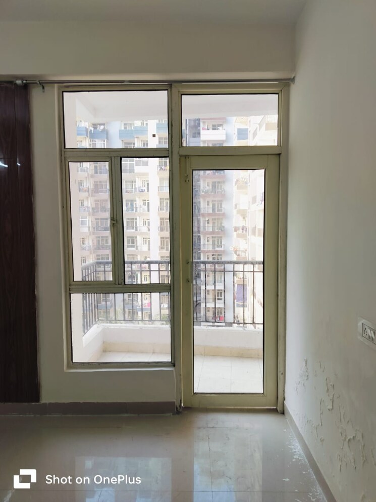 Master Bedroom, amrapali-golf-homes 2 Bedroom 1100 Sq.Ft. Apartment In Sector 4 Greater Noida Greater Noida 9648471